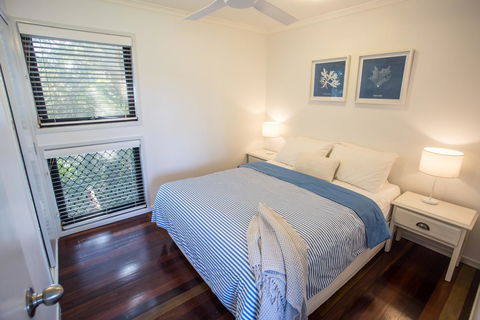 Point Break Beach House - New South Wales Tourism  9