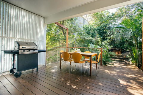 Point Break Beach House - New South Wales Tourism  8