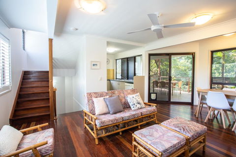 Point Break Beach House - New South Wales Tourism  2