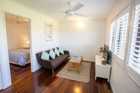Point Break Beach House - New South Wales Tourism  10