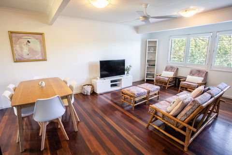 Point Break Beach House - New South Wales Tourism  3