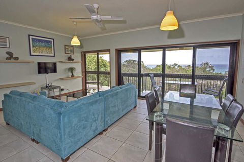 Anchorage On Straddie - New South Wales Tourism  8