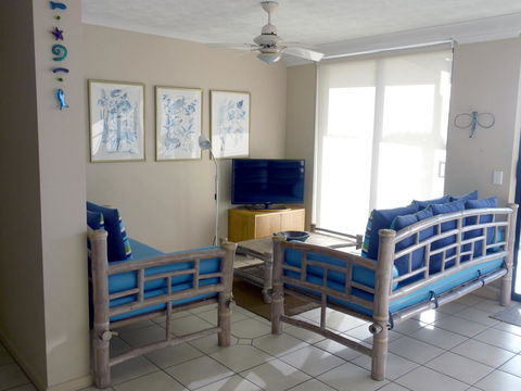 Cylinder Cove 1 - New South Wales Tourism  4