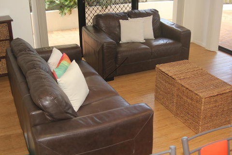 The Apartments Kings Beach Surfside - New South Wales Tourism  3