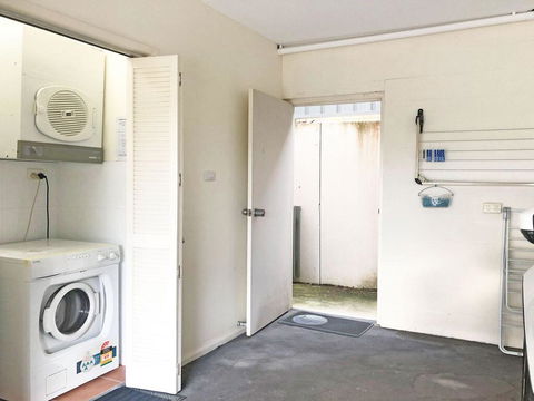 'Dutchies Vista' 1/45 Christmas Bush Ave - Ground Floor Duplex With Stunning Water Views - New South Wales Tourism  2