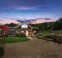 'The Coach House' At Lochiel - New South Wales Tourism 