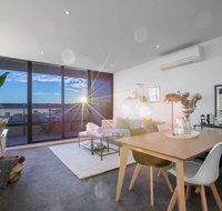 107 Light Filled Cozy Apt in the Heart of St Kilda - New South Wales Tourism 