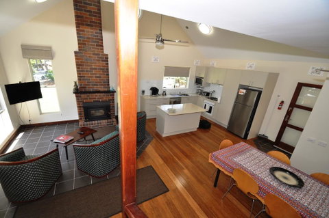 11 Barkala St. Dalmeny - New South Wales Tourism  1