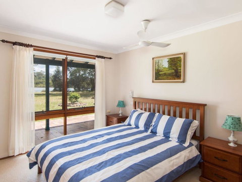 11 Bay Street - Waterfront Holiday - New South Wales Tourism  2