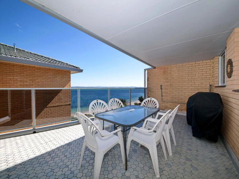 12 'Kiah', 53 Victoria Pde - Panoramic Water Views In The Heart Of Nelson Bay - New South Wales Tourism  2