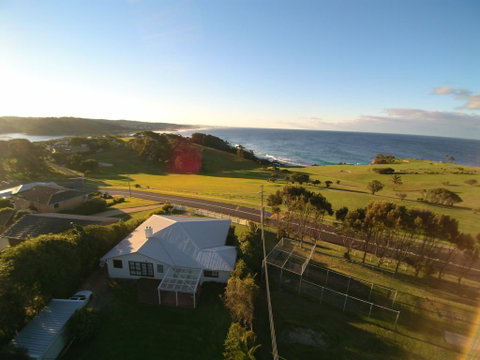 12 Bluewater Drive - New South Wales Tourism  0