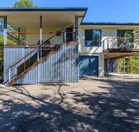 12 Ibis Court - Highset beach house with natural bushland gardens and covered decks - New South Wales Tourism 