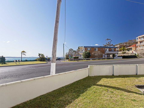 13 'Bayview Towers', 15 Victoria Parade - Ground Floor Unit With Magical Water Views - New South Wales Tourism  0