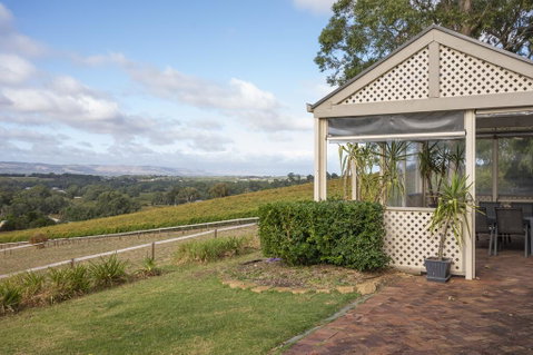 131 Your Vineyard Home In The Heart Of The Vale - New South Wales Tourism  1