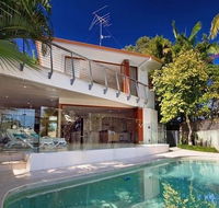 14 Ravenwood Drive