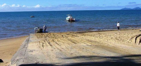 15 Robert Johnstone Parade - New South Wales Tourism  2