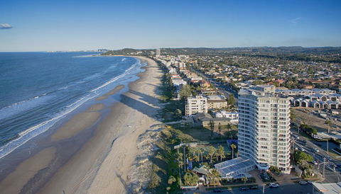 19th Avenue On The Beach - New South Wales Tourism  0