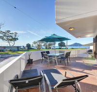 2 'Fleetwood' 63 Shoal Bay Road - spectacular views - New South Wales Tourism 