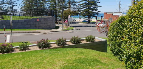 2 Austinmer Apartment - New South Wales Tourism  2