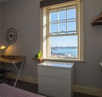 2 Bedroom Harbour View at the Rocks heart of CBD - New South Wales Tourism 
