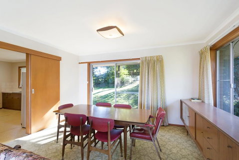 2 Water Crescent - Retro Haven - New South Wales Tourism  2