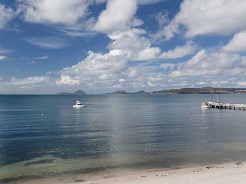 2/137 Soldiers Point Road - Luxury Unit On The Waterfront With Aircon And Free Unlimited Wi Fi - New South Wales Tourism  2