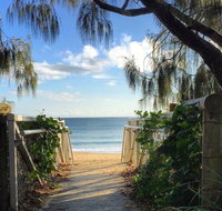 20 Steps to the Sand - New South Wales Tourism 