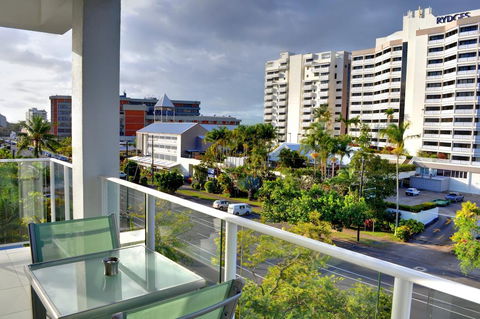 201 Lake Street - New South Wales Tourism  2