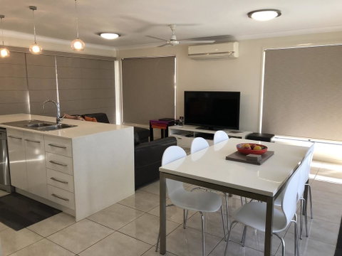 21 On Hursley Motel Apartments - New South Wales Tourism  1