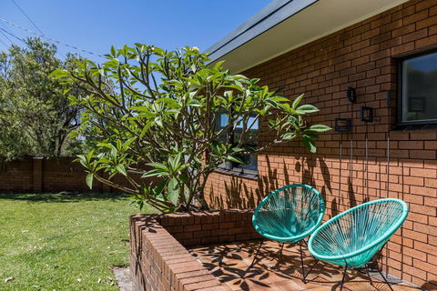 235 Mitchell Parade, Mollymook - New South Wales Tourism  2