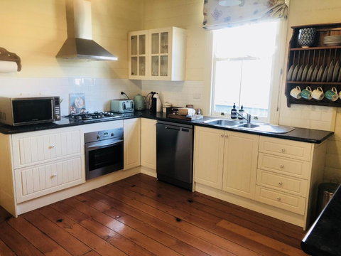 Belltrees - Central, Cosy And Convenient - New South Wales Tourism  2