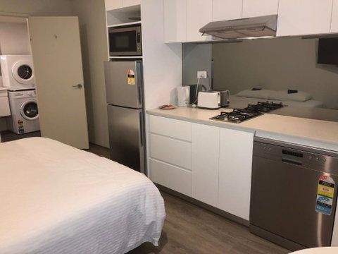 Bondi Beach Studios Suite - New South Wales Tourism  1