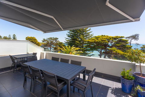 C-Scape Penthouse - Cowes Beach Front - New South Wales Tourism  2