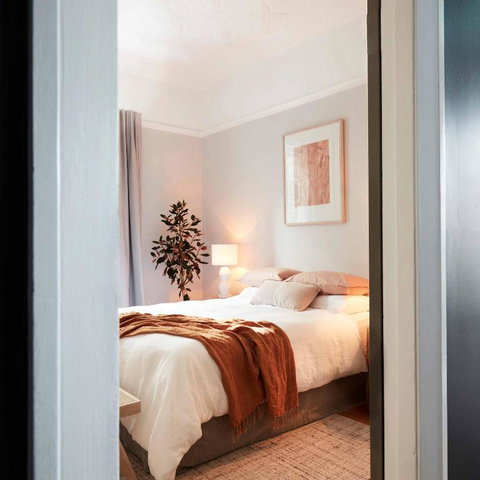 Camelia Grove Hotel - New South Wales Tourism  2