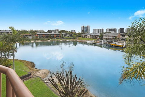 CANAL7-ON THE MOOLOOLABA CANAL! - New South Wales Tourism  0