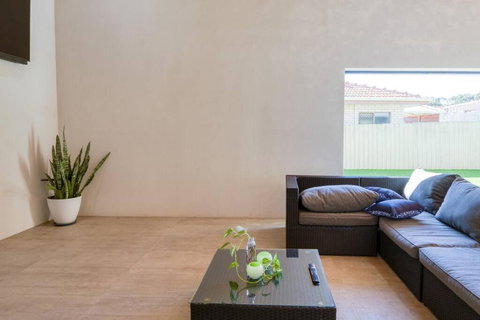 Casa Corella - New South Wales Tourism  4