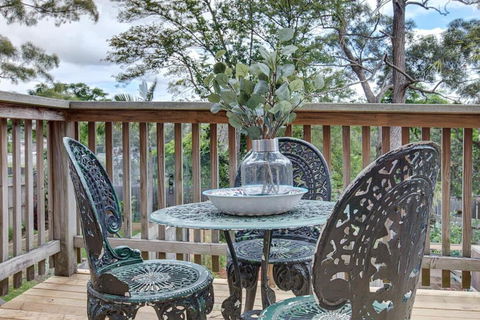 Cute Heritage Home With Balcony Close To The City - New South Wales Tourism  2