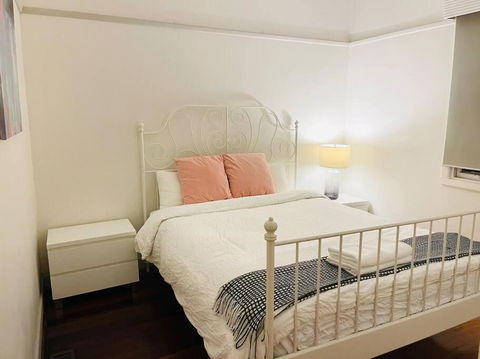 D115 Exquisite Natural Stay - New South Wales Tourism  0