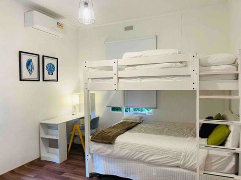 D123 Super Sun Shine Stay - New South Wales Tourism  1