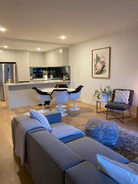 Deluxe Apartment In The Heart Of Heidelberg - New South Wales Tourism  0