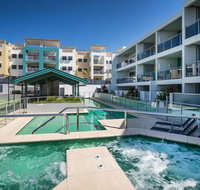 2BR Coolum Beach Escape  Courtyard Pool Spa Tennis - New South Wales Tourism 