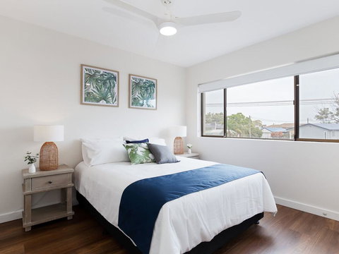 3 'Bangalee' 41 Soldiers Point Rd - Fantastic Waterfront Unit With Pool, WIFI & Chromecast - New South Wales Tourism  3