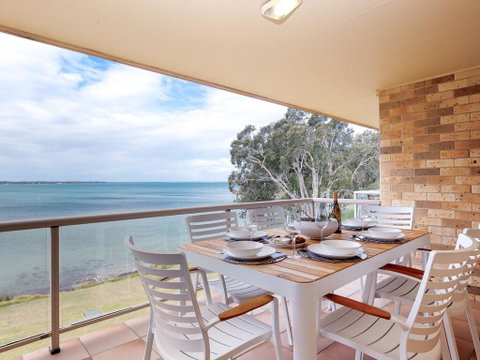 3 'Pelican Sands', 83 Soldiers Point Rd - Stunning Waterfront Unit With Magical Water Views & Air Conditioning - New South Wales Tourism  0