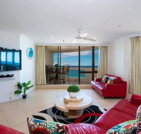 3 Bedroom Apartment - Panoramic Ocean Views - New South Wales Tourism 