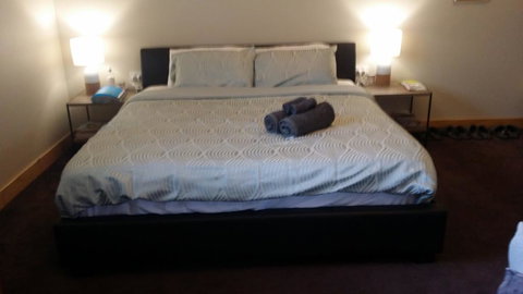 3 Hills At The Good Place - New South Wales Tourism  0