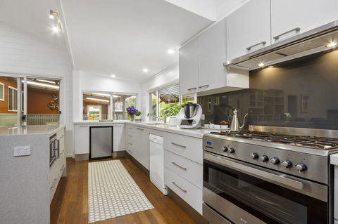 3 Macleay St, Narrawallee - New South Wales Tourism  1