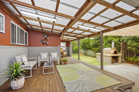 3 Macleay St, Narrawallee - New South Wales Tourism  3