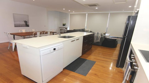 3/26 West Street-CBD Location! - New South Wales Tourism  1