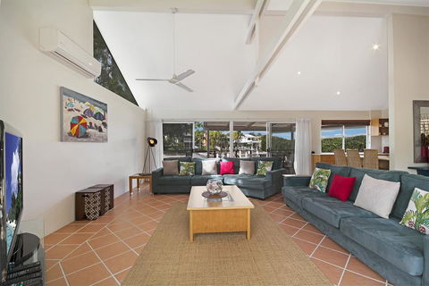 44 Cooran Court - New South Wales Tourism  3