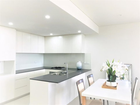 503 2 Bedroom In Kalina Serviced Apartments - New South Wales Tourism  1